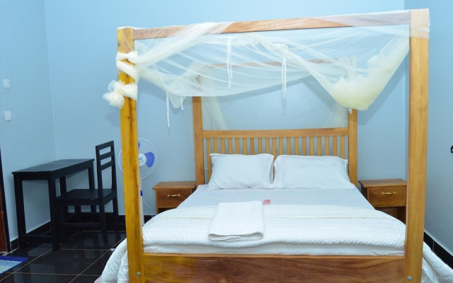 Kamfart Safari Lodge
