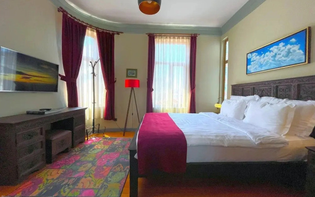 Flex O'pera Hotel