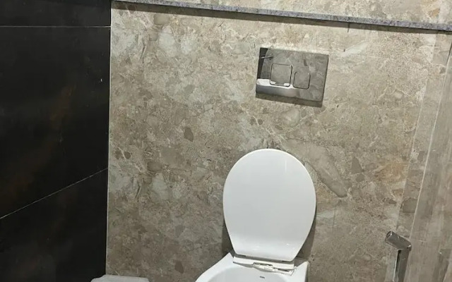 Hotel Shivi Grand Haridwar