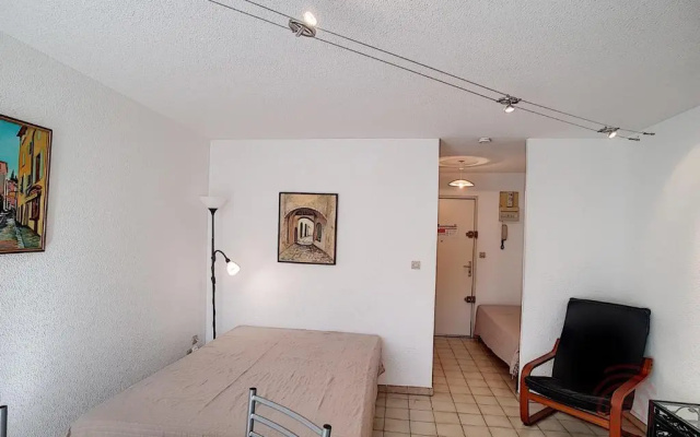 Appartement Lamalou-les-Bains, 1 pièce, 2 personnes - FR-1-451-87