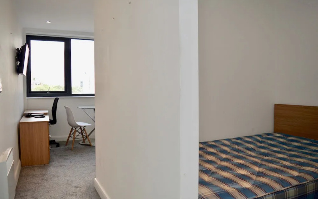 Peaceful Studio Apartment In Manchester Centre