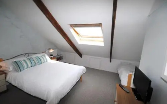 Number Seven Bed and Breakfast