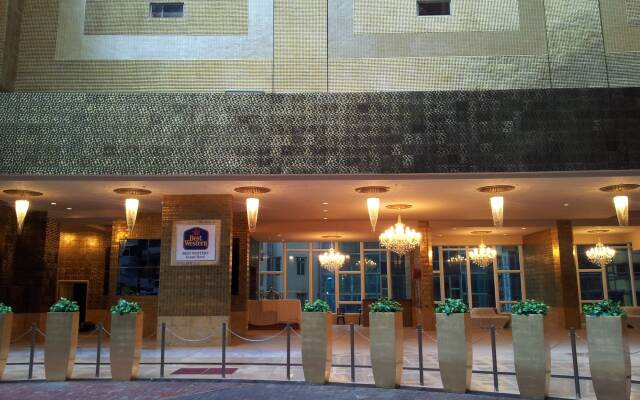 Best Western Grand Hotel вид на фасад