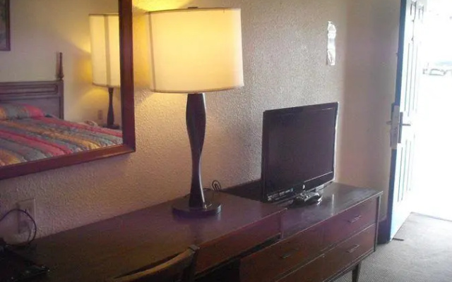 Caravan Inn