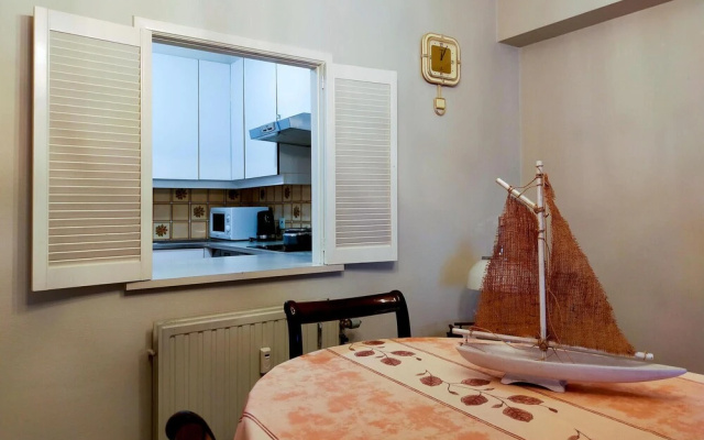 Beautiful Apartment in Knokke With 2 Bedrooms and Wifi