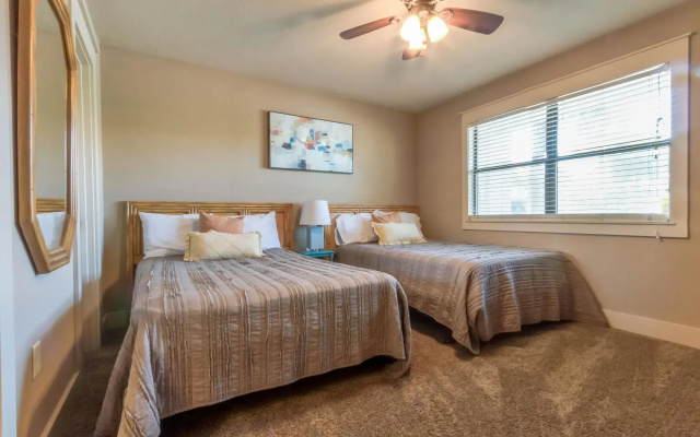 Edgewater Golf Villa 201