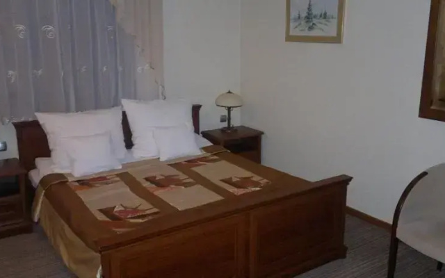 Hotel Galeria Glorietta