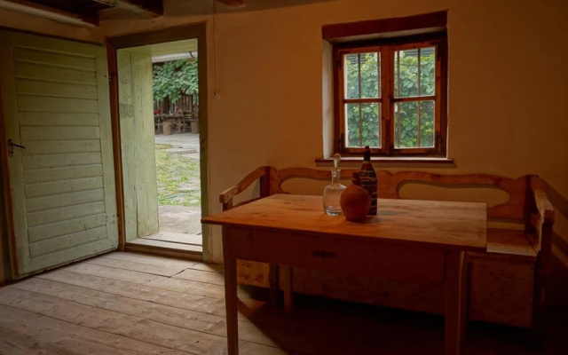 House With 2 Bedrooms in Richiș, With Enclosed Garden