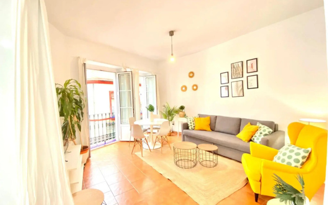 Comfortable studio old town, parking optional