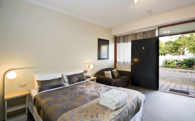 Lorne Hotel