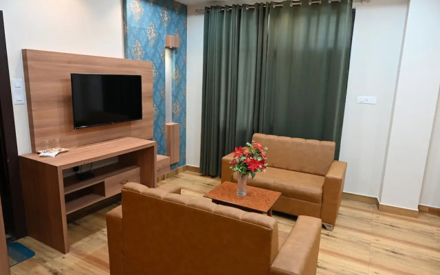 Hotel Olive Crown