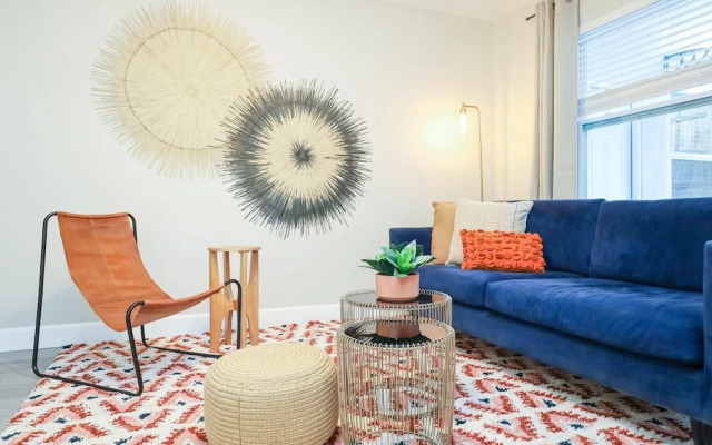La Vie Boheme 2 - Charming Oasis w Parking