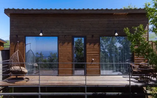 Almahouse Secluded Mountain Cabins (Алмахаус Секлудед Маунтинс Кабинс)