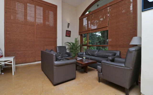 Fabhotel Pearl Villas Sector 31