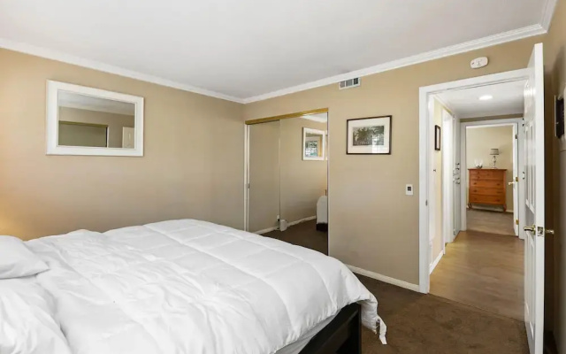 Newport Beach Bungalow