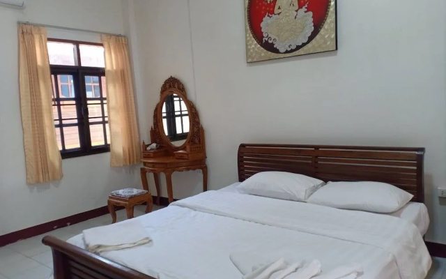Capital O923 Elephant At Baan Tawai