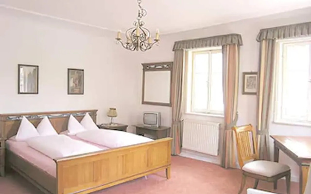 Burg-Hotel Relais du Silence