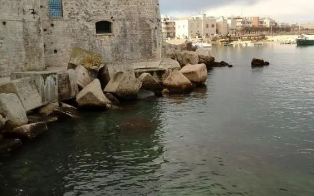 Ilfarodelmediterraneo
