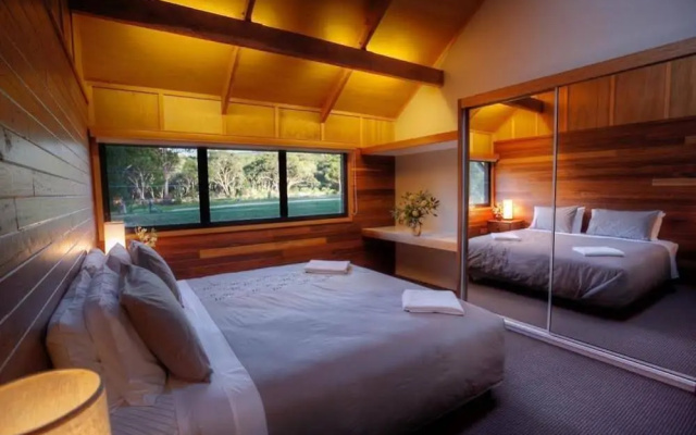 Girraween Environmental Lodge
