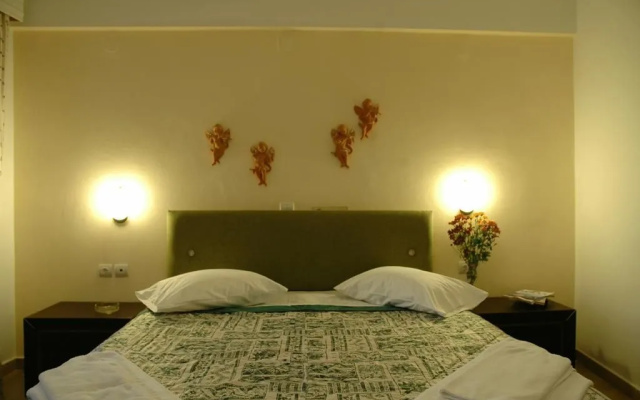 Santa Maura Apartments