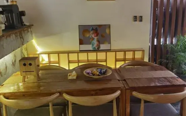 Jiezi Ancient Town Shuke Courtyard Homestay