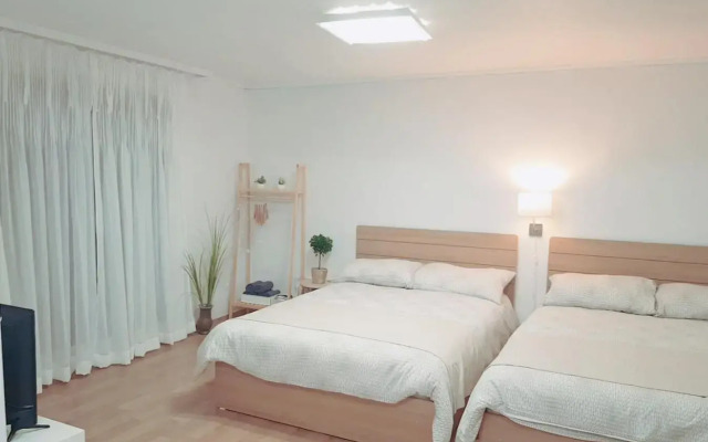 Hongdae Lovely Studio