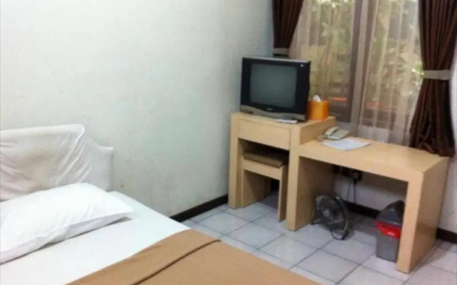 Hotel Bandung Indah by ZUZU