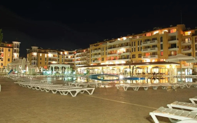 Royal Sun Apartments by PMG