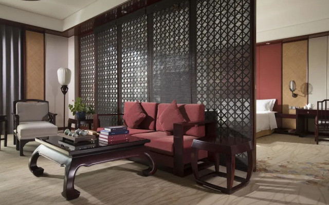 Ovation Seven-Cultivation Hotel