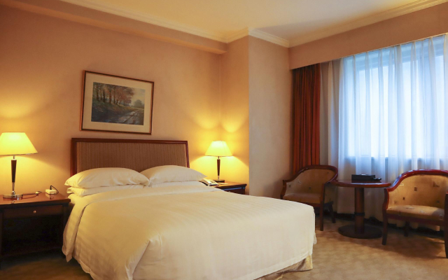 Luxemon Hotel (Pudong Shanghai)