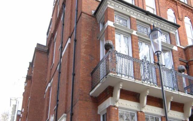 Отель Barkston Rooms Earl's Court (formerly Londonears Hostel) Великобритания, Лондон - 5 отзывов об отеле, цены и фото номеров - забронировать отель Barkston Rooms Earl's Court (formerly Londonears Hostel) онлайн вид на фасад