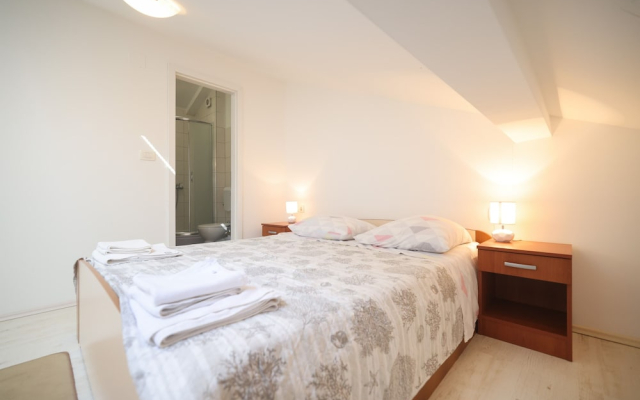 Apartment Skroce