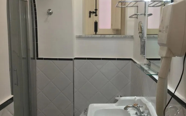 301B&B