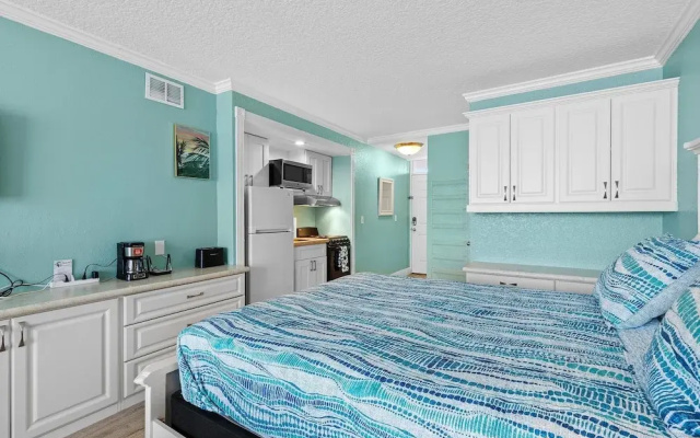 Pirates Cove 221