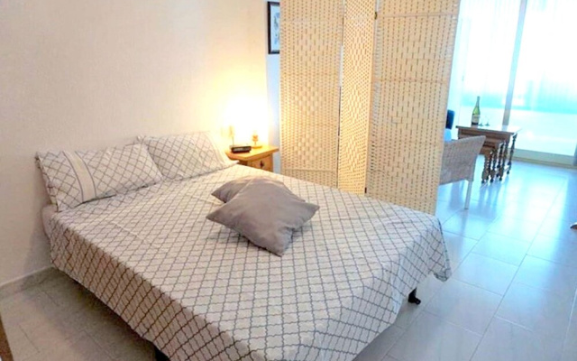 Studio in Calpe, With Wonderful City View, Furnished Terrace and Wifi Near the Beach