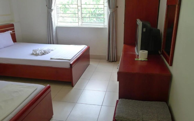 Cat Ba Family Hotel
