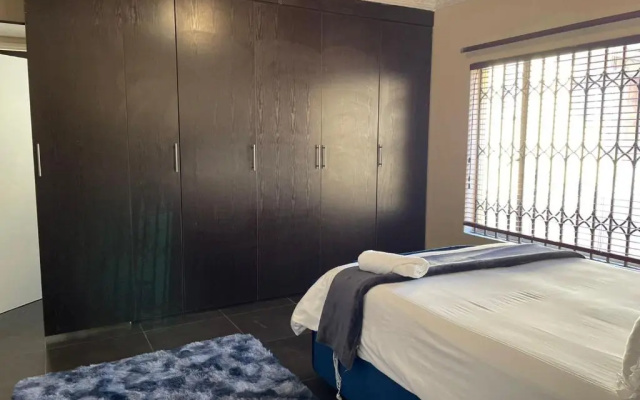 76 Darwin Guesthouse