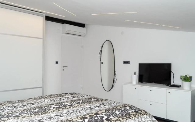 Grey apartment Zagreb