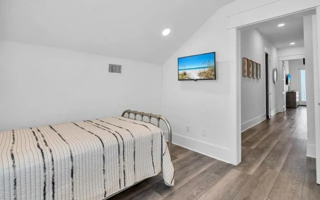 Casita Grayton