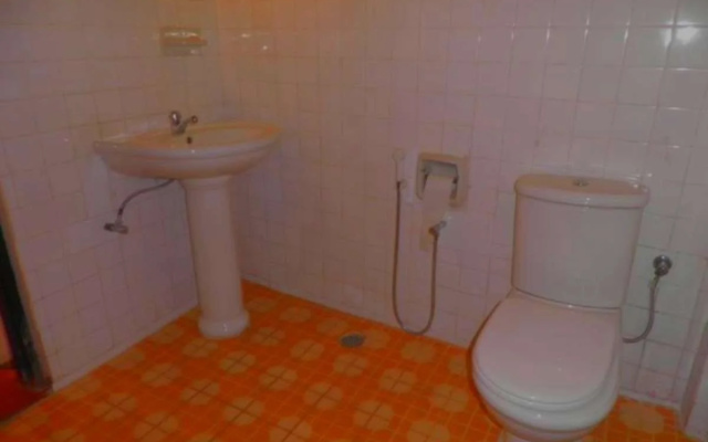 Shahira Hotel