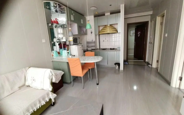 Dalian Xiuzhu Building Apartment
