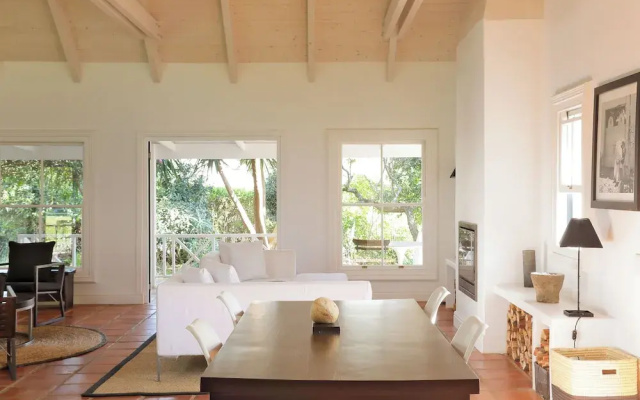 Kumbuk House