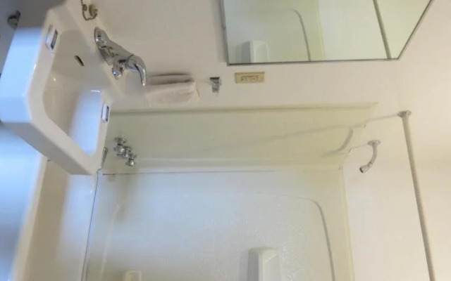 MacIver's Motel & Campground