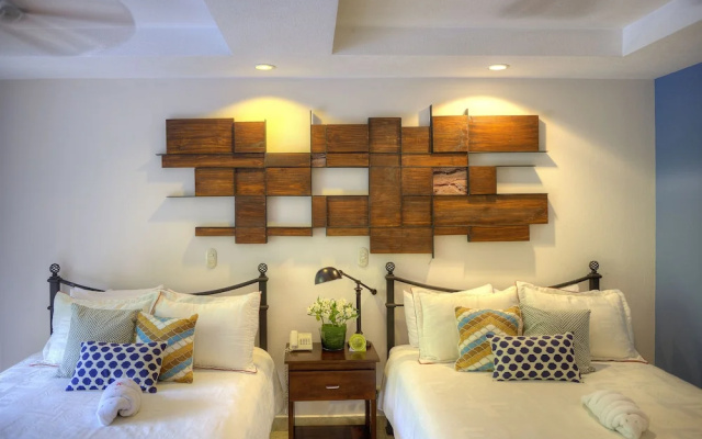 Pumilio Mountain & Ocean Hotel