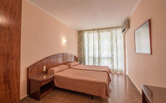 Garbi Calella Hotel