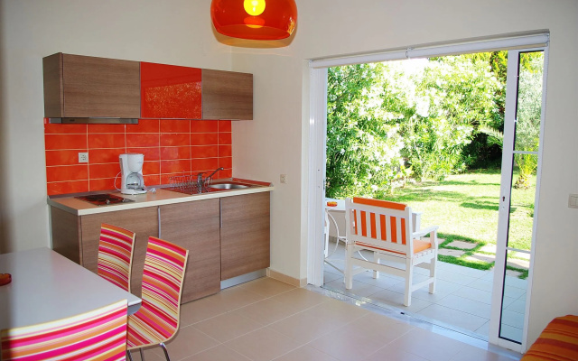 Elea apartments