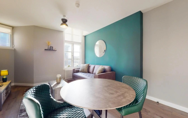 Destiny Scotland - Glassford Residence