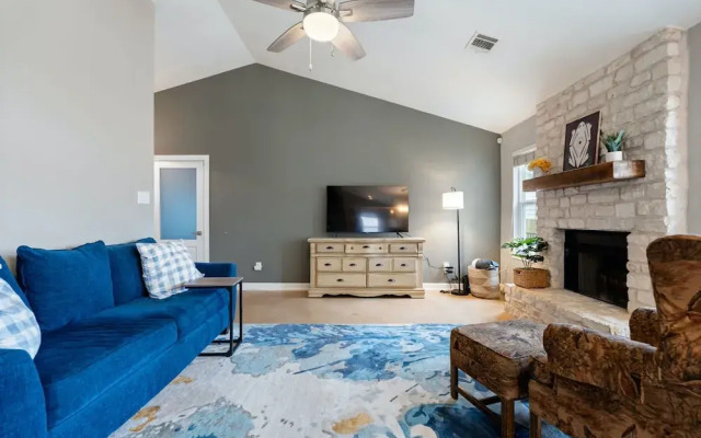 Family Friendly Home in South Austin