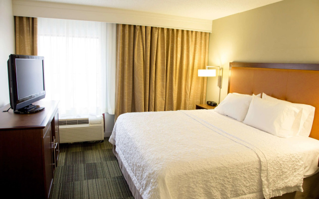 Hampton Inn & Suites Albany-Downtown