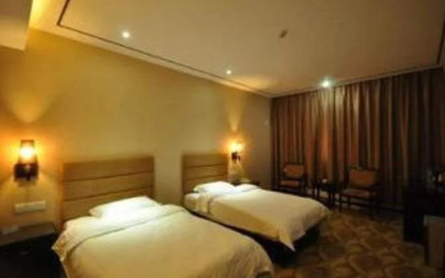 Super 8 by Wyndham Zhengzhou Weft Four Road